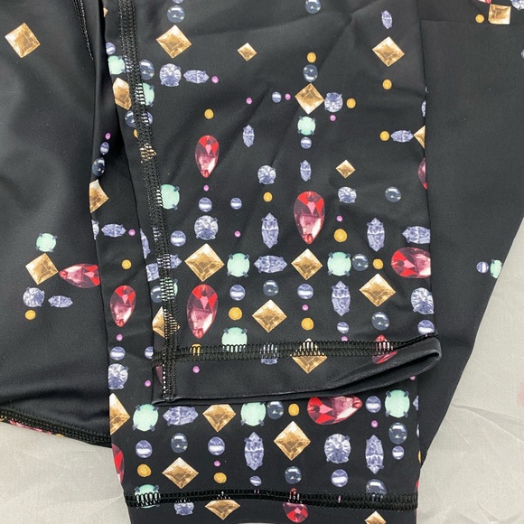 Victoria’s Secret Victoria Sport Leggings - Picture 2 of 6